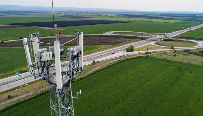 Неожиданный поворот в планах по обеспечению интернетом федеральных автотрасс